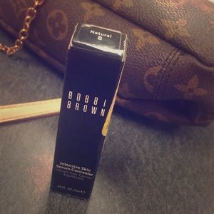 Bobbi Brown Intensive Serum Concealer .24floz
